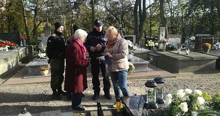 Złodzieje Są Zmorami Nekropolii. W...