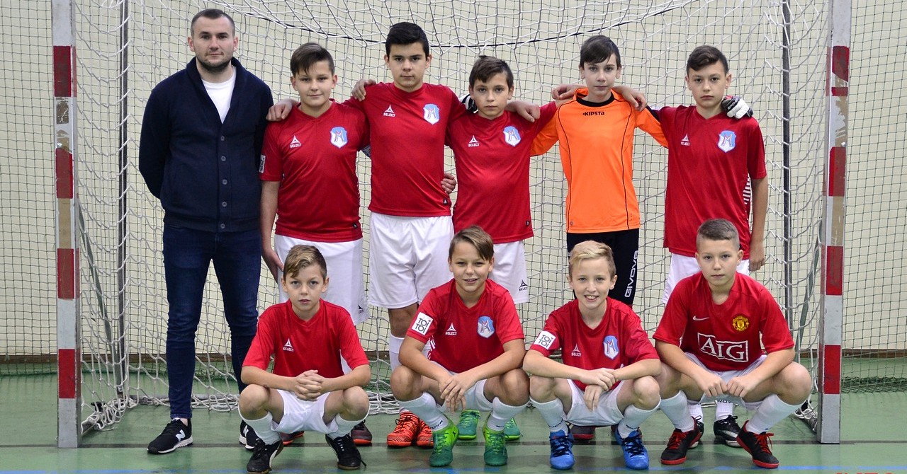 Młodzicy Mazura U-13 wywalczyli 2. miejsce w Gwiazdkowym Turnieju [ZDJĘCIA+WYNIKI]