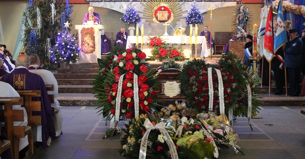 Gostyninianie pożegnali ks. prałata Jerzego Niestępskiego [ZDJĘCIA]
