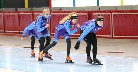 Niezwykły Trening łyżwiarzy Uk...
