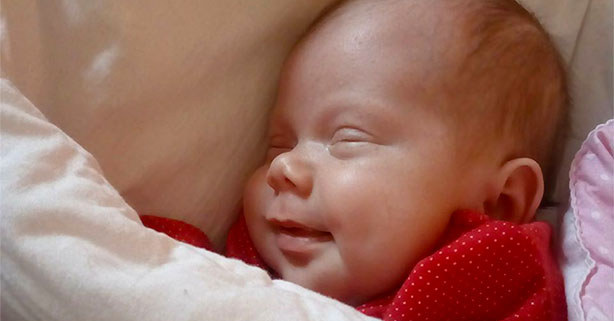 Pomóżmy 2-miesięcznej Luizie stanąć na nogi. Dziewczynka urodziła się ciężko chora