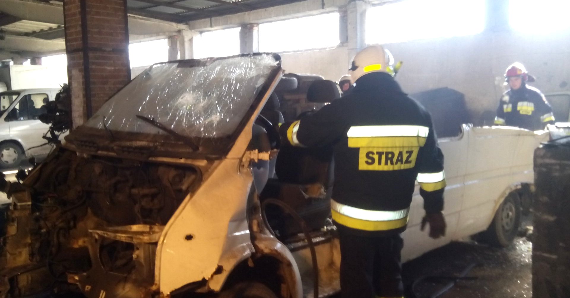 Szkolenie strażaków. Ćwiczyli na terenie GS'u w Szczawinie Kościelnym [ZDJĘCIA]