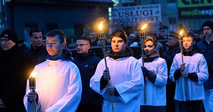 Wierni Przeszli Ulicami Gostynina...