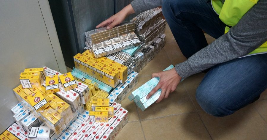 Pseudokibice Widzewa zatrzymani w okolicach Gostynina. Oszukali państwo na 1,2 mln zł