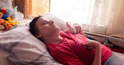 Przez Niepełnosprawność Je...