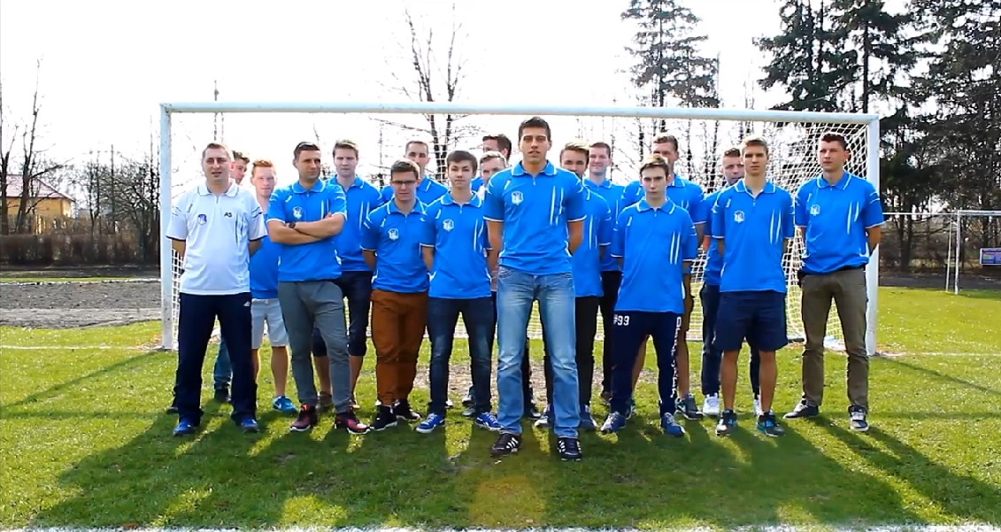 Mazur Gostynin zachęca do głosowania na Podwórko NIVEA