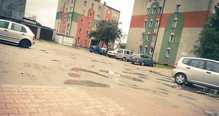 Parking Przy Ul. 3 Maja Coraz...