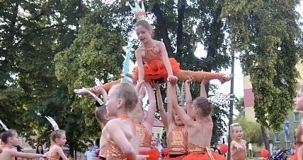 Pokazy Taneczne Na Dniu Dziecka...