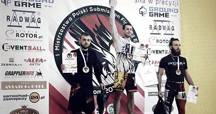 Walczył Niczym Gladiator. ...