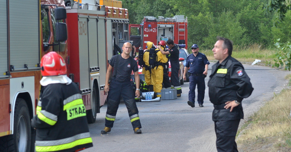 Obawy o zabezpieczenie chemikaliów przy Ziejkowej narastają. Znamy stanowisko Starosty