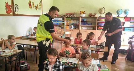 Mundurowi Odwiedzili Podstawówki ...