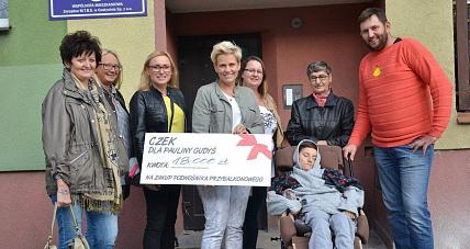 Czek Przekazany. Szczęśliwy F...