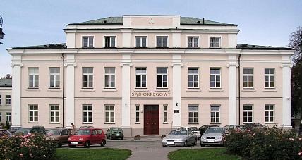 Służby W Gotowości. Alarm Bo...