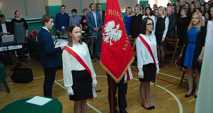 Szkoły średnie Pożegnały Mat...