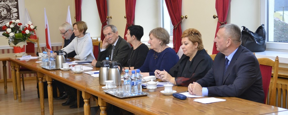 W komisjach miejskich rządzi PiS