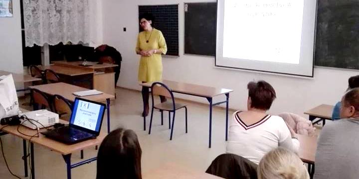 Jakie są skutki uzależnień? Akcja profilaktyczna Błyskawicy Lucień [ZDJĘCIA]