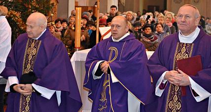 Nowy Proboszcz W Nowym Duninowie...