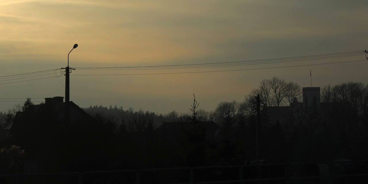 Fatalna jakość powietrza w Gostyninie. Normy przekroczone o ponad 800%