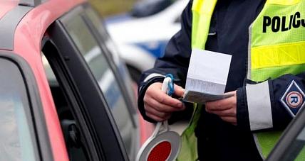 Korzystali Z Telefonu Podczas...