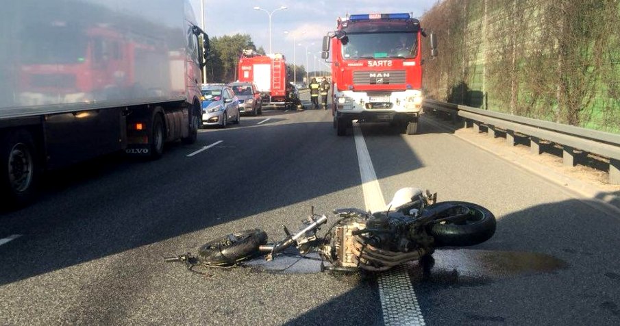 Policjanci apelują do motocyklistów o bezpieczną i ostrożną jazdę