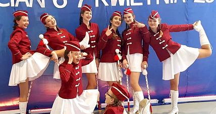 Gostynińskie Mażoretki Awansowały Do...