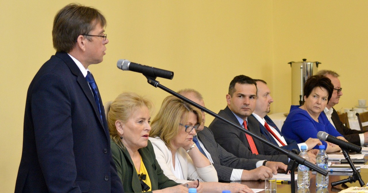 VIII sesja Rady Powiatu Gostynińskiego [ZDJĘCIA]