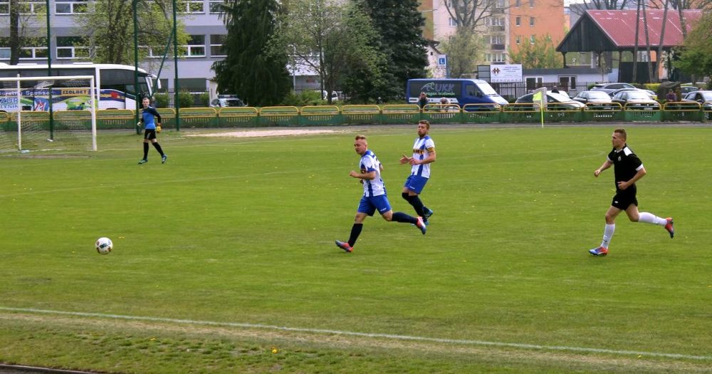 Przegrana Mazura Z Liderem