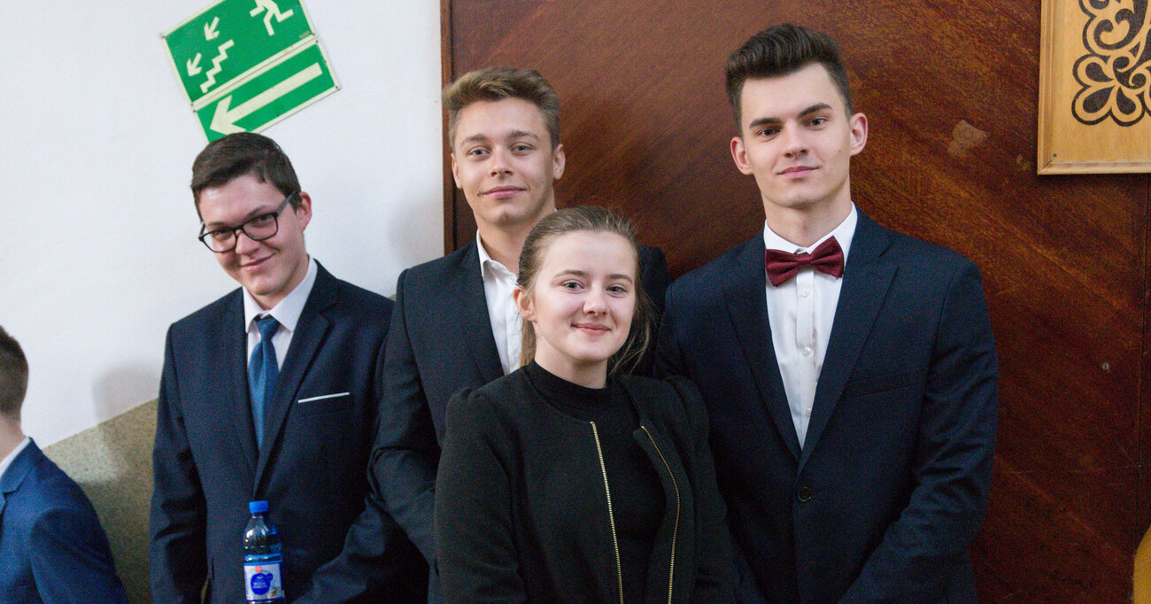 Dziś matura! Jak oceniła swoje siły młodzież z Ogólniaka? [ZDJĘCIA]