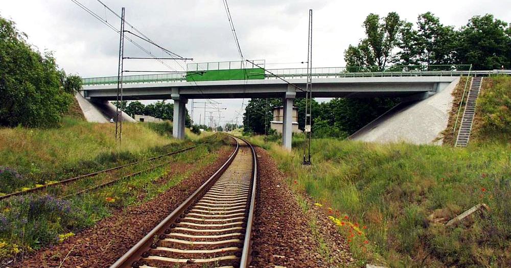 Awaria wiaduktu kolejowego. Utrudnienia w ruchu na ul. 18 Stycznia