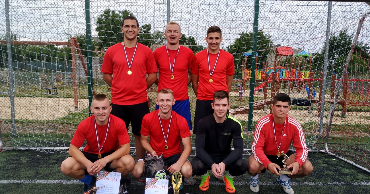 W Szczawinie dzikie drużyny walczyły o puchar Wójta [ZDJĘCIA+WYNIKI]