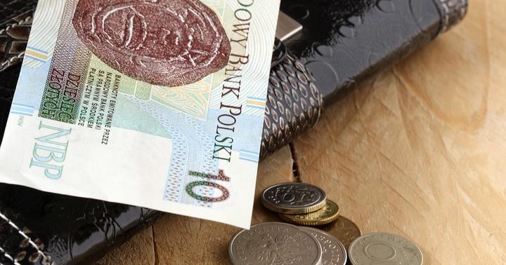 Dodatkowe pieniądze. Czym jest renta szkoleniowa?