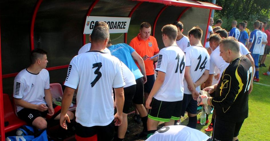 Błyskawica nie miała sobie równych. Uczcili pamięć swojego trenera [ZDJĘCIA+WYNIKI]