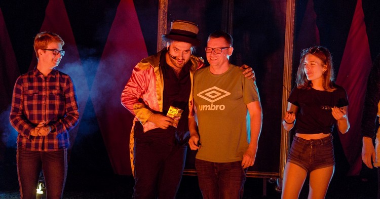 Koncert Króla oraz cyrkowy pokaz ognia zwieńczył drugi dzień V Art Energy [ZDJĘCIA]