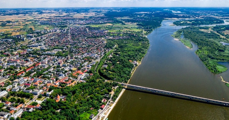 Ścieki z Warszawy dopłynęły do Płocka. Czy mamy się czego obawiać?