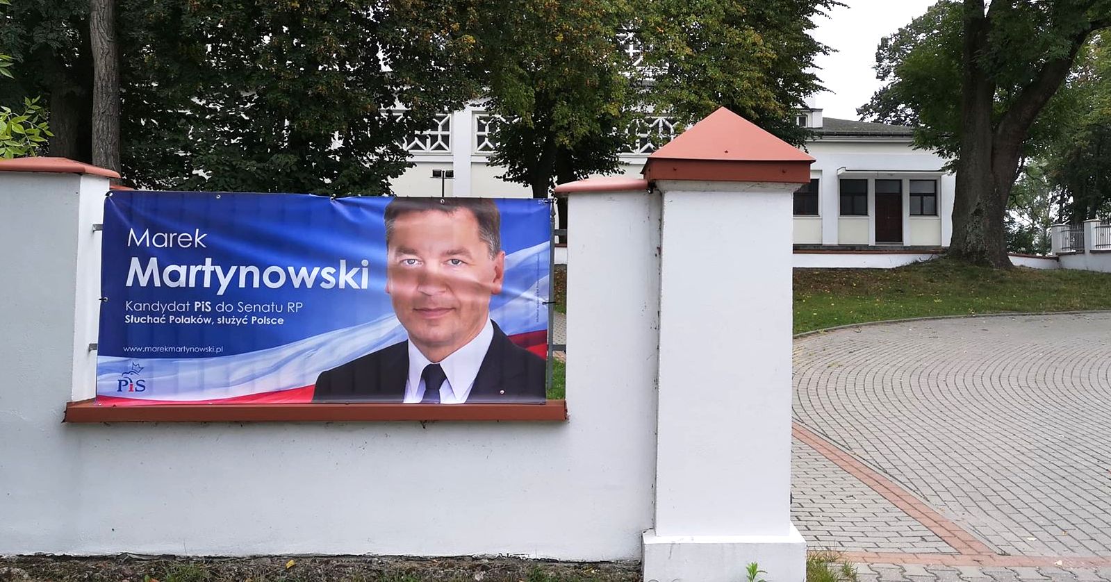 Czy Kościół w Gąbinie zaangażował się w kampanię kandydata z PiS? [ZDJĘCIA]