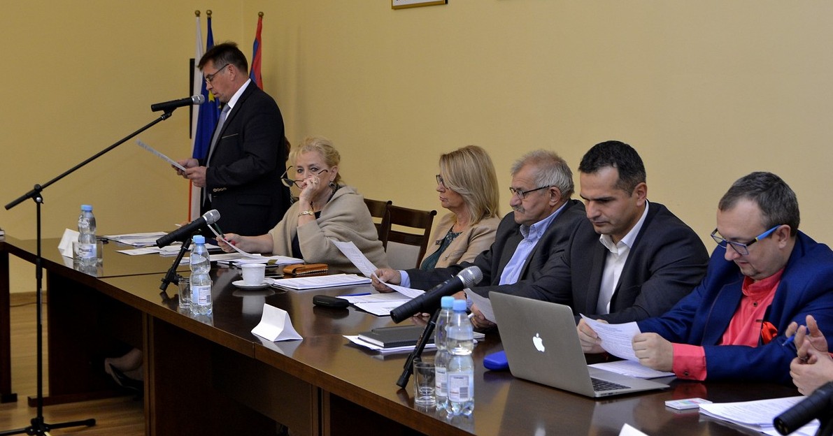 XII sesja Rady Powiatu Gostynińskiego [ZDJĘCIA]