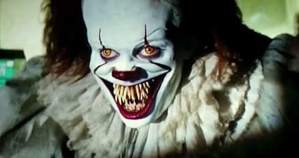 Zabójczy Klaun Pennywise ...