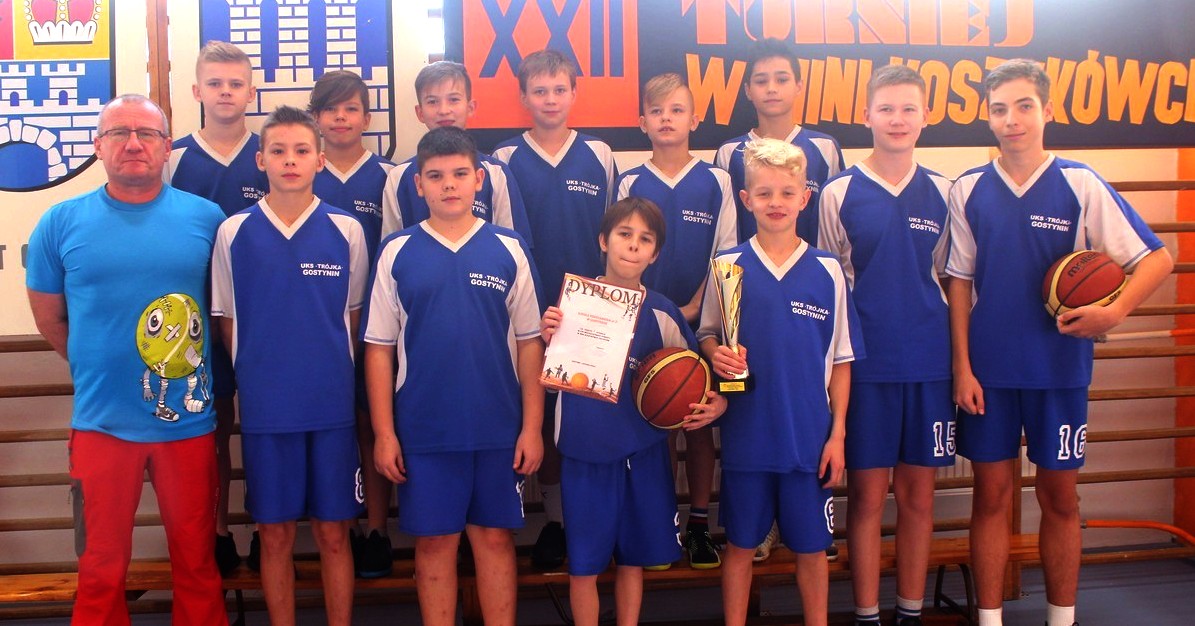 Gostynińskie szkoły SP 1 i SP 3 mistrzami w minikoszykówce [ZDJĘCIA+WYNIKI]