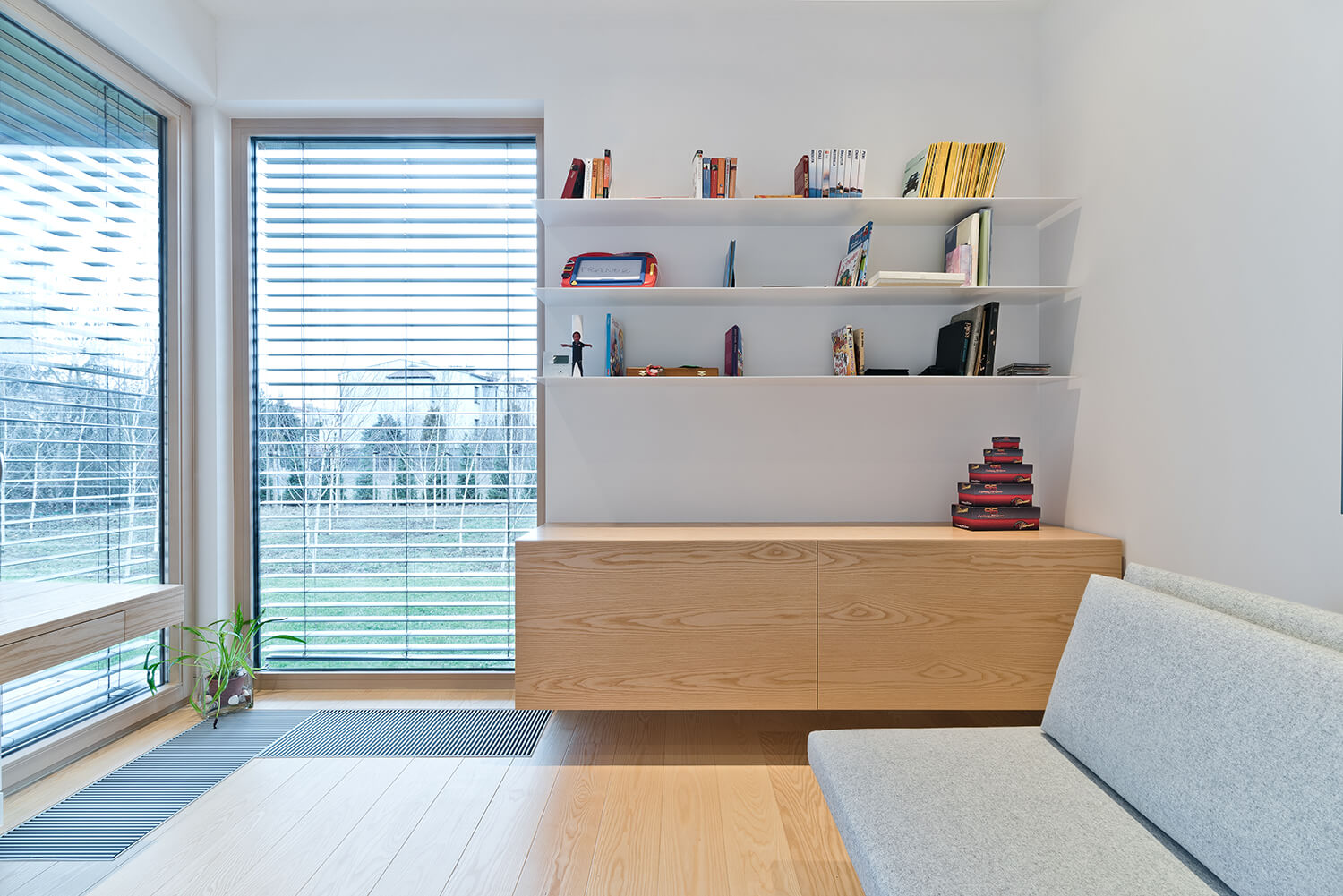 Jak prawidłowo rozszczelnić okno plastikowe?