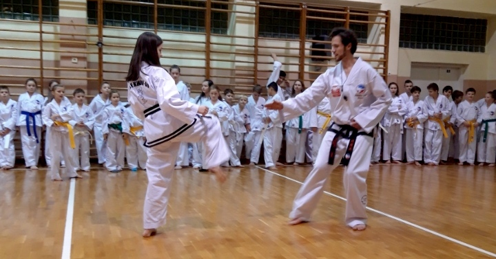 Noc Taekwon-do w SP3 [ZDJĘCIA]