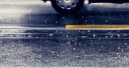 Opady Deszczu I Mokrego śniegu. ...