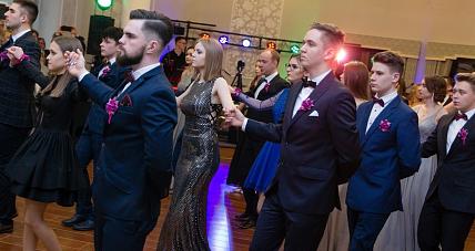 Bal Maturzystów Liceum Ogólnokształcącego. Stu...