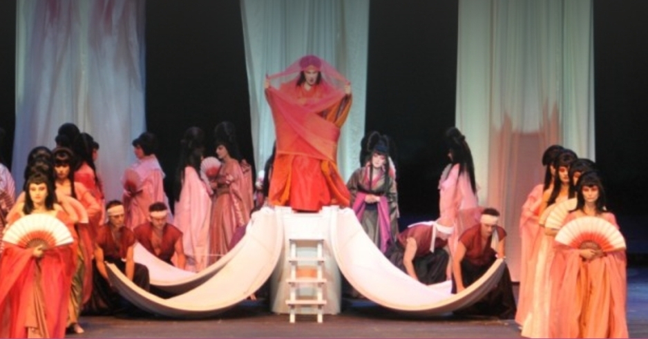 Dzień Kobiet w operze - zaproszenie