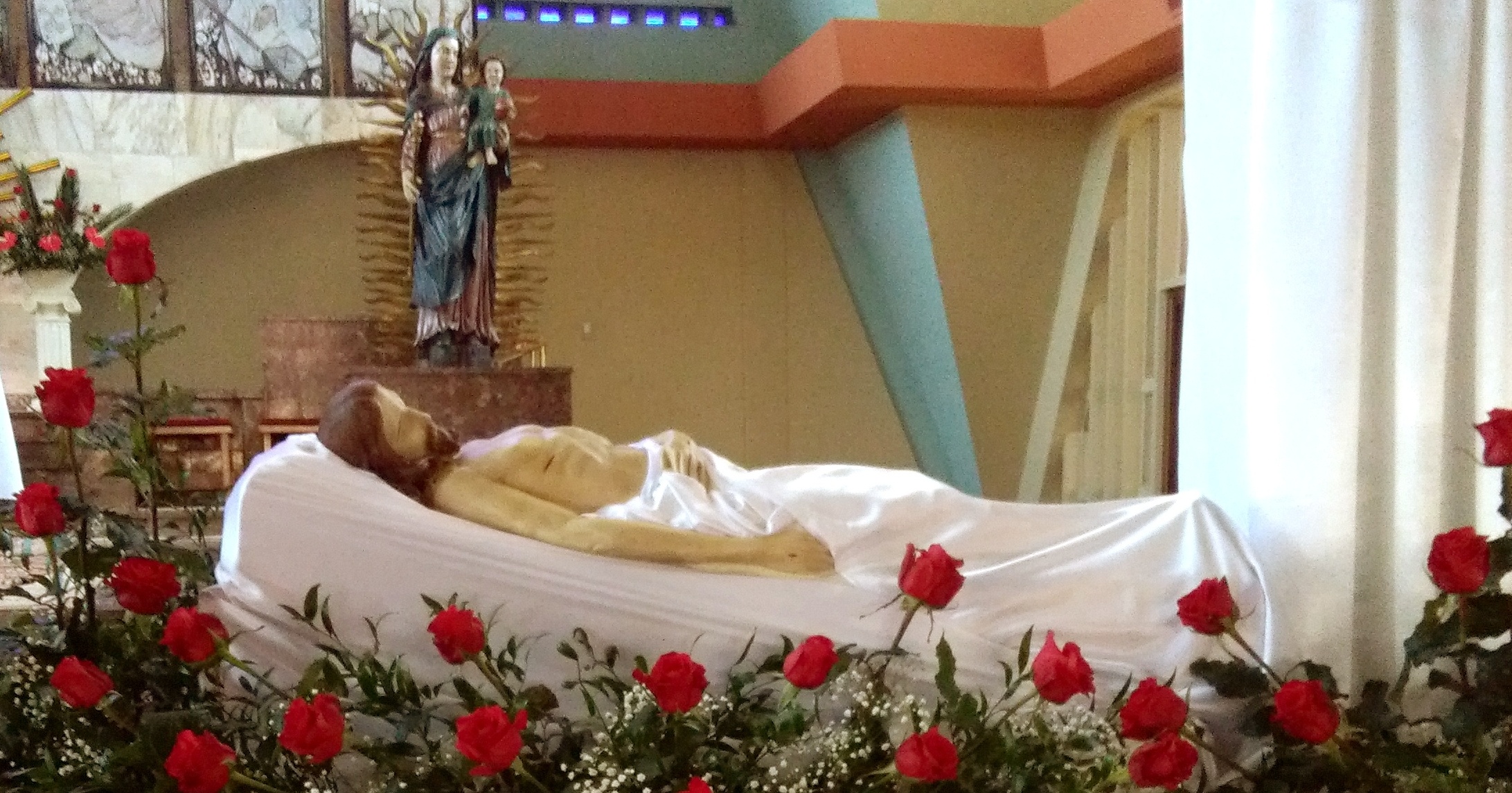 Groby Pańskie w gostynińskich parafiach [ZDJĘCIA]