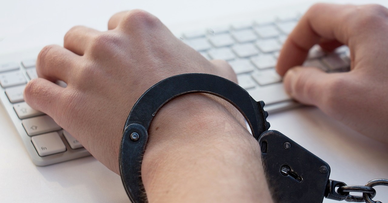 Uwaga - Cyberwirus! - policja ostrzega