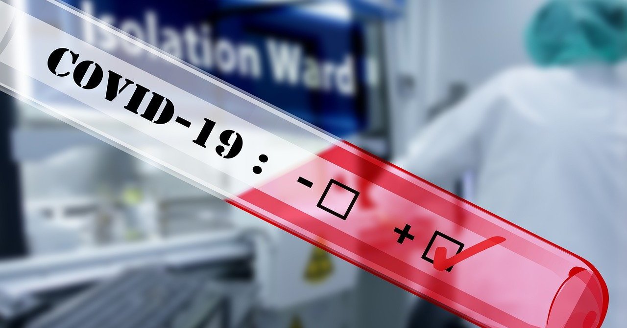 Ognisko koronawirusa w firmie kurierskiej. Zakażeni mieszkańcy naszego powiatu