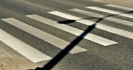 Potrąciła Pieszego Na Pasach W...