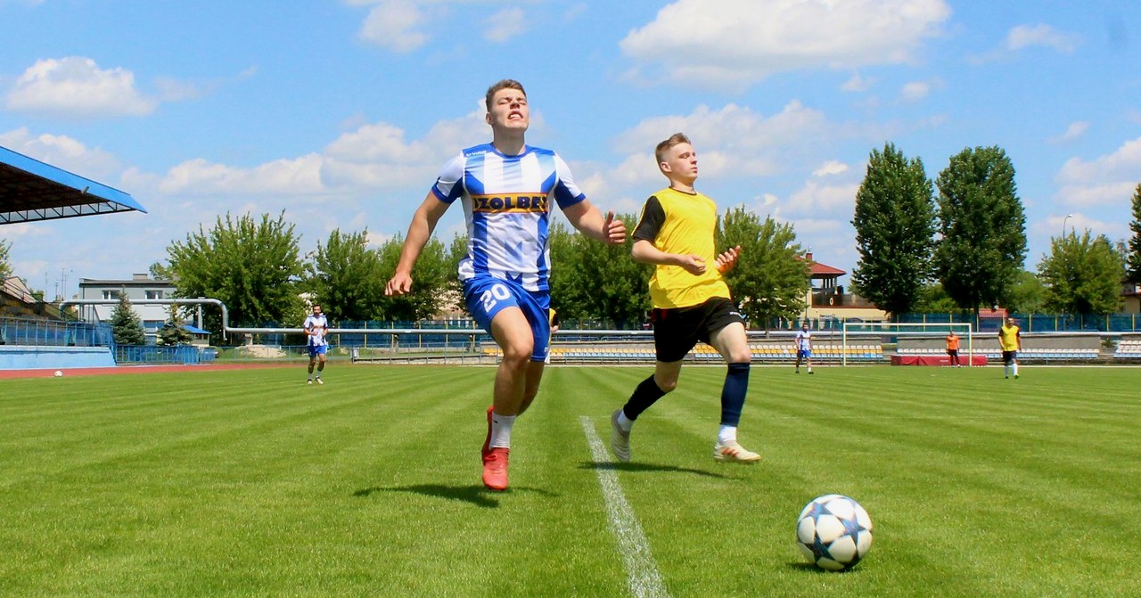 Udany debiut 15-latków. Młodzież Mazura zapewniła zwycięstwo [ZDJĘCIA]