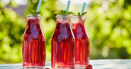 Ile Kalorii Jest W Soku Malinowym...