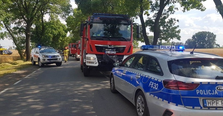 Tragiczny wypadek w gm. Żychlin. Nie żyje 38-letnia mieszkanka pow. gostynińskiego [ZDJĘCIA]
